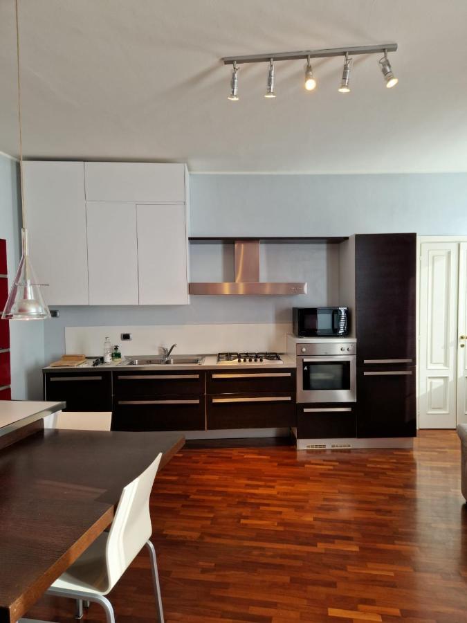 Apartmán Cozy Flat Mins Walk To Navigli And Metro Porta Genova Milán Exteriér fotografie
